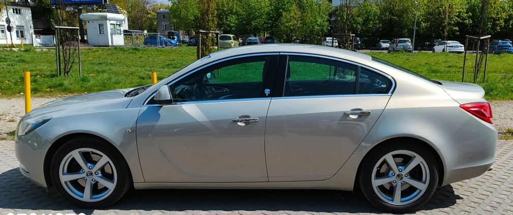 Opel Insignia cena 26900 przebieg: 161000, rok produkcji 2009 z Łódź małe 301